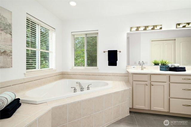 6326 247th Avenue NE, Redmond, WA 98053
