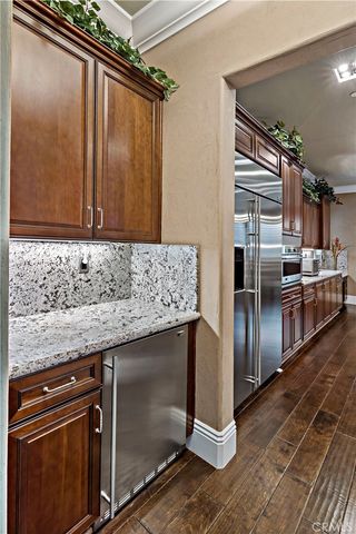 689 Crystal Mountain, Riverside, CA 92506