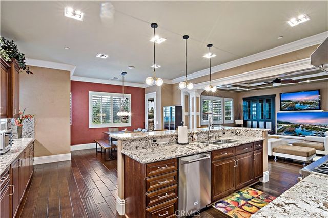 689 Crystal Mountain, Riverside, CA 92506