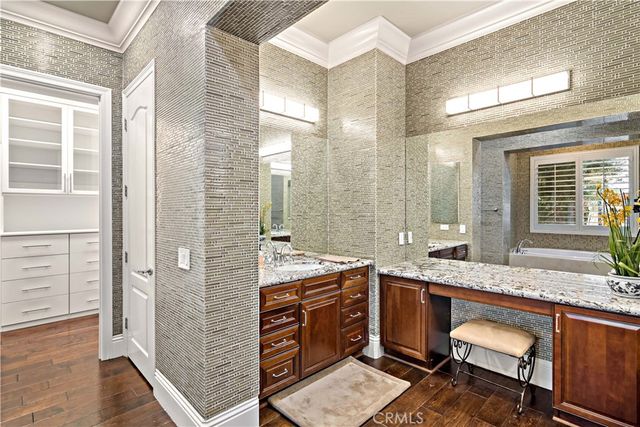 689 Crystal Mountain, Riverside, CA 92506