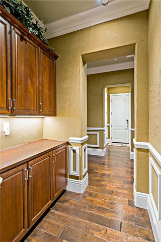 689 Crystal Mountain, Riverside, CA 92506