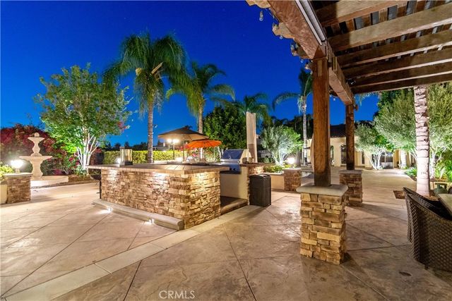 689 Crystal Mountain, Riverside, CA 92506