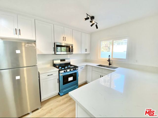 3824 KEYSTONE Avenue 2, Culver City, CA 90232