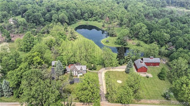 3801 Hollow Corners Road, Dryden, MI 48428