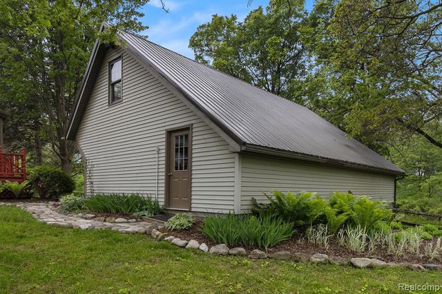 3801 Hollow Corners Road, Dryden, MI 48428