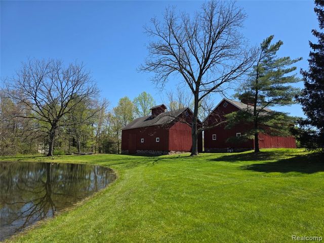3801 Hollow Corners Road, Dryden, MI 48428