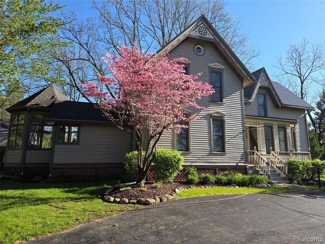 3801 Hollow Corners Road, Dryden, MI 48428