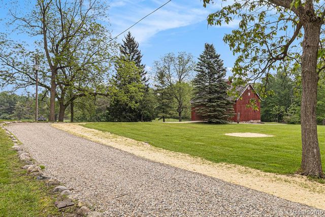 3801 Hollow Corners Road, Dryden, MI 48428
