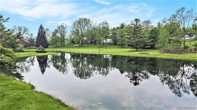 3801 Hollow Corners Road, Dryden, MI 48428