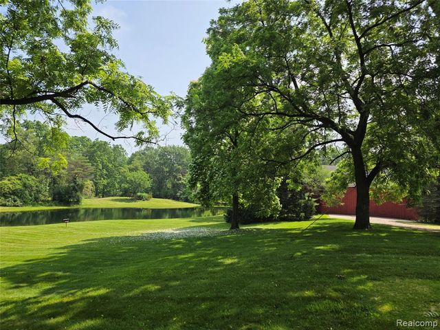 3801 Hollow Corners Road, Dryden, MI 48428