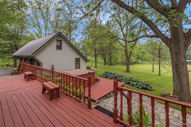 3801 Hollow Corners Road, Dryden, MI 48428