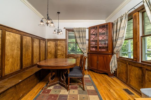 6070 FREDERICKSBURG RD, Barboursville, VA 22923
