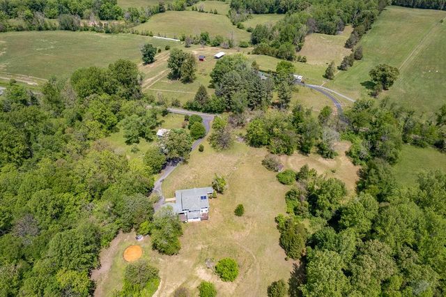 6070 FREDERICKSBURG RD, Barboursville, VA 22923