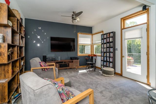 6070 FREDERICKSBURG RD, Barboursville, VA 22923