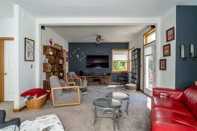 6070 FREDERICKSBURG RD, Barboursville, VA 22923