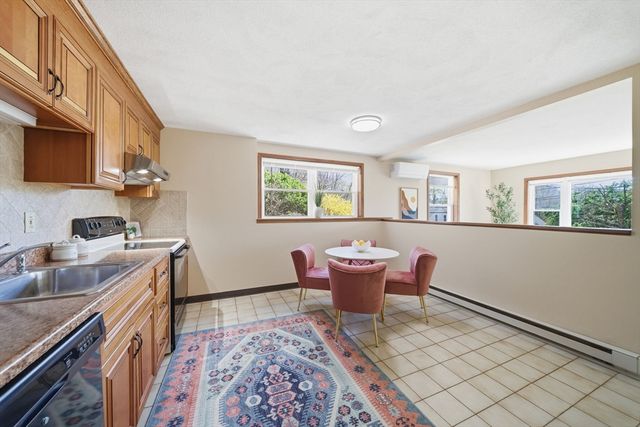 35 Mountain St 35, Woburn, MA 01801