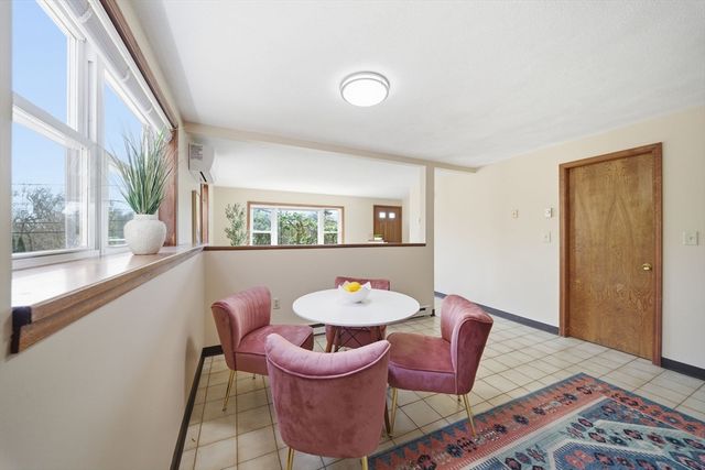 35 Mountain St 35, Woburn, MA 01801