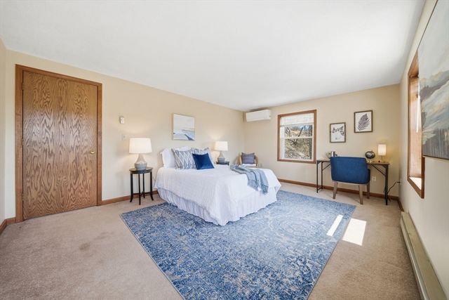 35 Mountain St 35, Woburn, MA 01801