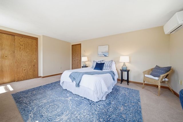 35 Mountain St 35, Woburn, MA 01801