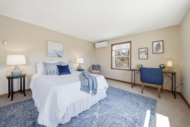 35 Mountain St 35, Woburn, MA 01801