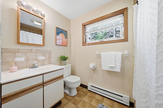 35 Mountain St 35, Woburn, MA 01801