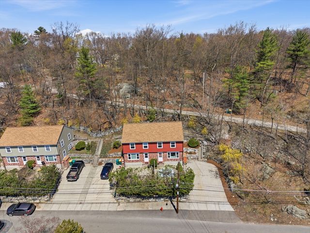 35 Mountain St 35, Woburn, MA 01801