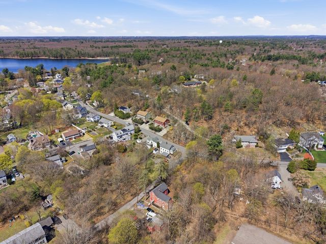 35 Mountain St 35, Woburn, MA 01801