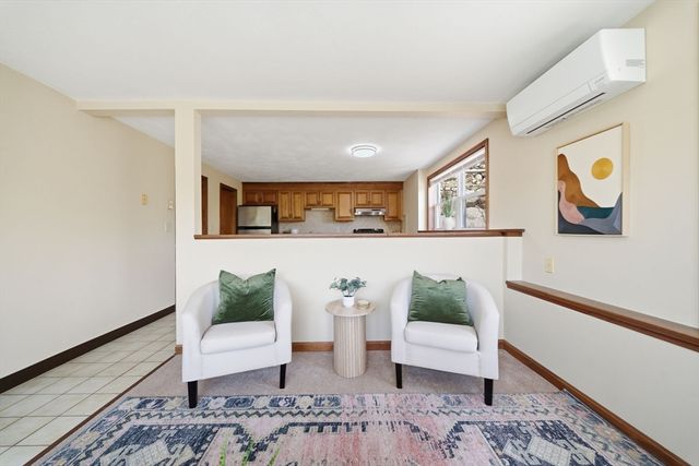 35 Mountain St 35, Woburn, MA 01801