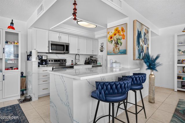 2828 N Atlantic Ave Unit 205, Daytona Beach, FL 32118