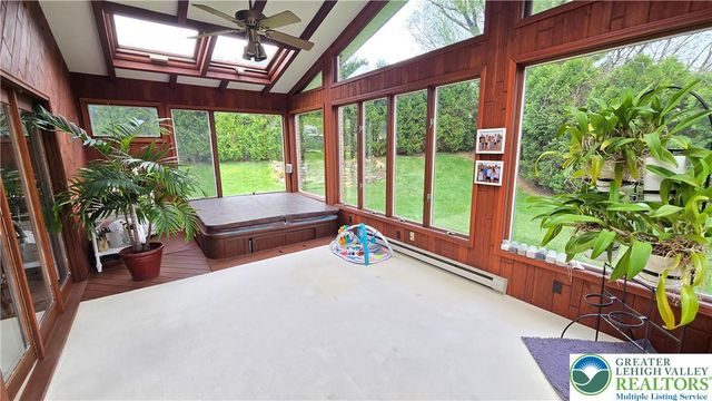 1812 Elmhurst Drive, Whitehall Twp, PA 18052