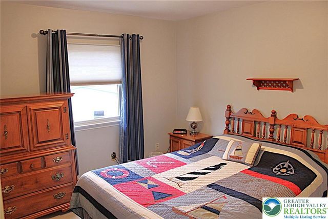 1812 Elmhurst Drive, Whitehall Twp, PA 18052