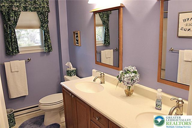 1812 Elmhurst Drive, Whitehall Twp, PA 18052