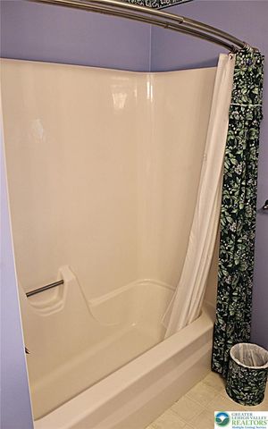 1812 Elmhurst Drive, Whitehall Twp, PA 18052