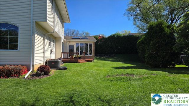 1812 Elmhurst Drive, Whitehall Twp, PA 18052