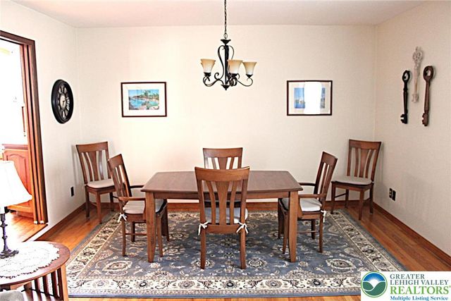 1812 Elmhurst Drive, Whitehall Twp, PA 18052