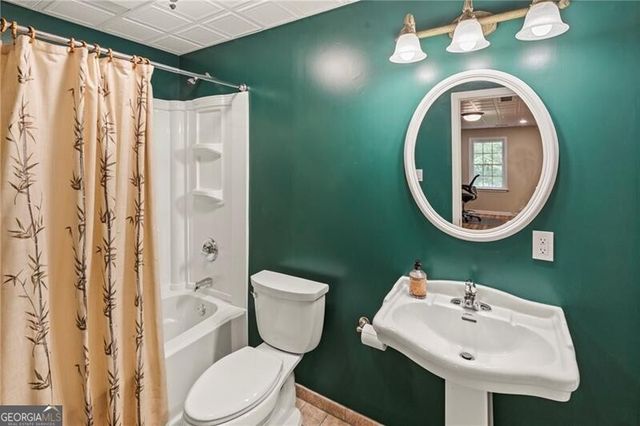 3725 Highcroft Circle, Peachtree Corners, GA 30092