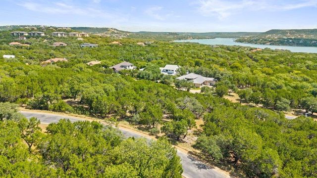 17609 Regatta View DR, Jonestown, TX 78645