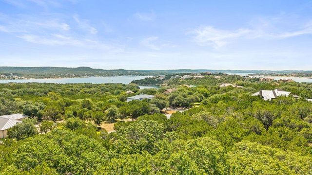 17609 Regatta View DR, Jonestown, TX 78645