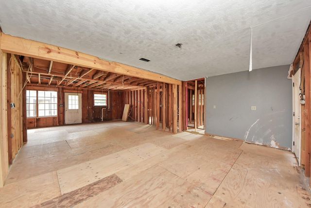 117 E Witcher Lane, Houston, TX 77076