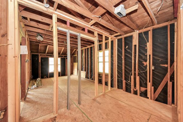 117 E Witcher Lane, Houston, TX 77076