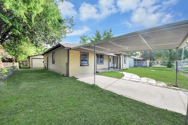 117 E Witcher Lane, Houston, TX 77076