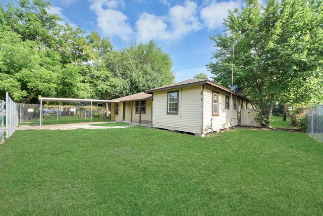117 E Witcher Lane, Houston, TX 77076