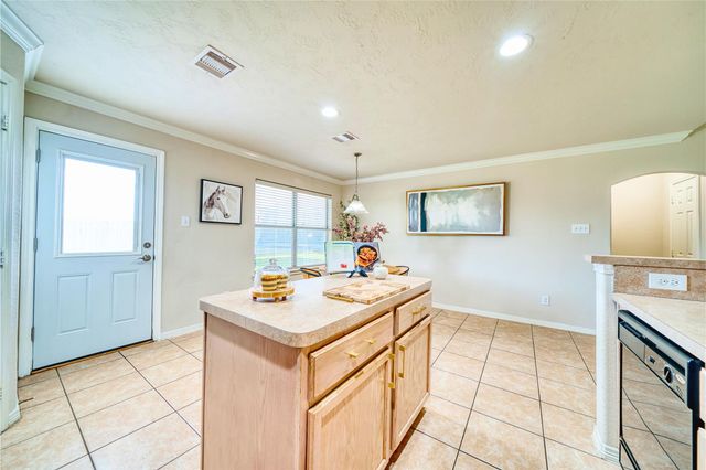 1187 Colt Creek Court, Alvin, TX 77511