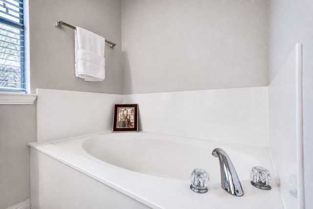 1187 Colt Creek Court, Alvin, TX 77511