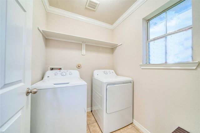 1187 Colt Creek Court, Alvin, TX 77511