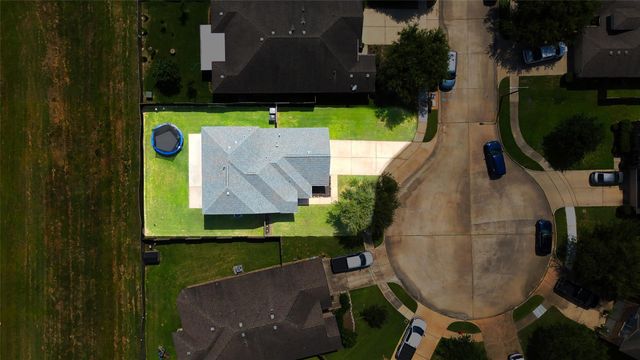 1187 Colt Creek Court, Alvin, TX 77511