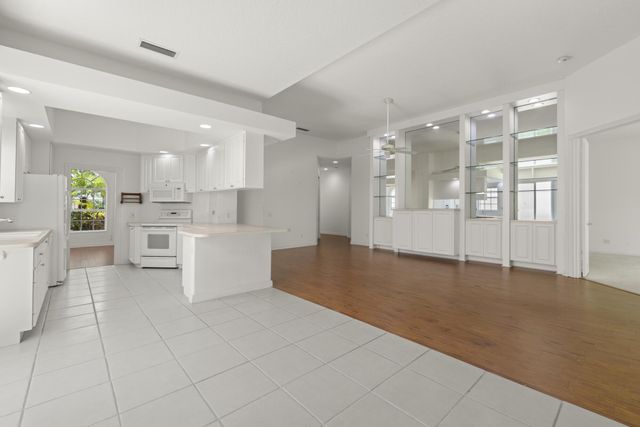8971 Oldham Way, West Palm Beach, FL 33412