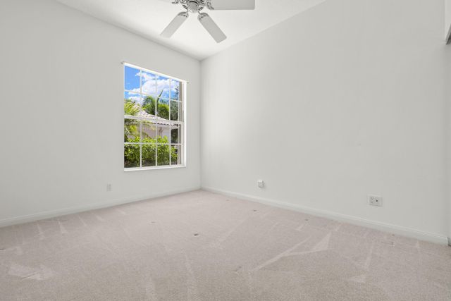 8971 Oldham Way, West Palm Beach, FL 33412
