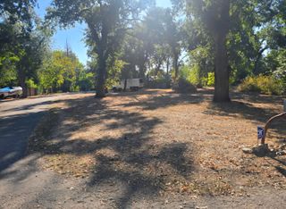 Waverly, Redding, CA 96001