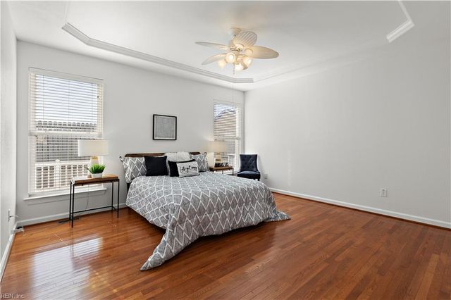 1040 Collection Creek Way, Virginia Beach, VA 23454